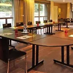 Les Rives Hotel
