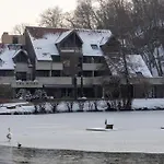 Les Rives Hotel