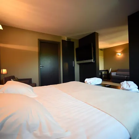 Les Rives Hotel 3*