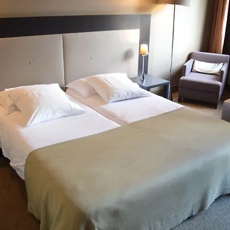 Les Rives Hotel 3*