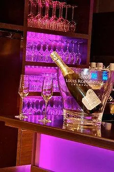 Les Rives Hotel 3*