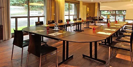 Les Rives Hotel
