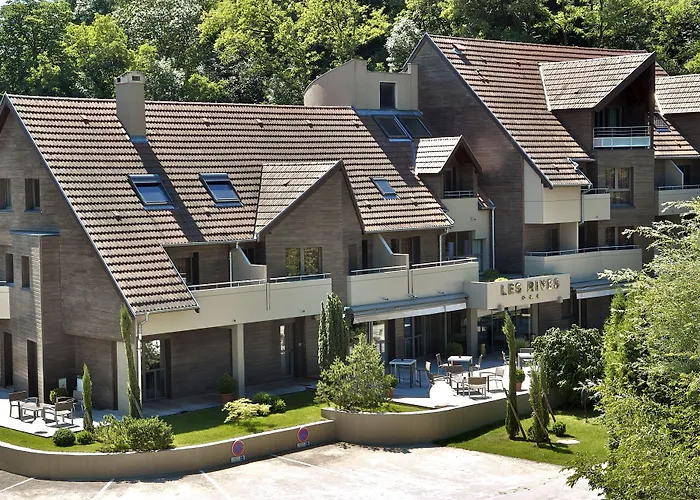 Les Rives Hotel 3*